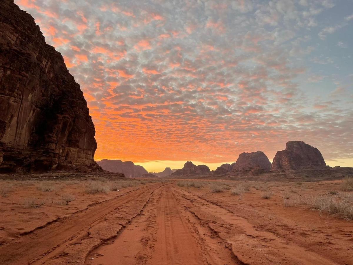 Golden Day Hotell Wadi Rum Eksteriør bilde